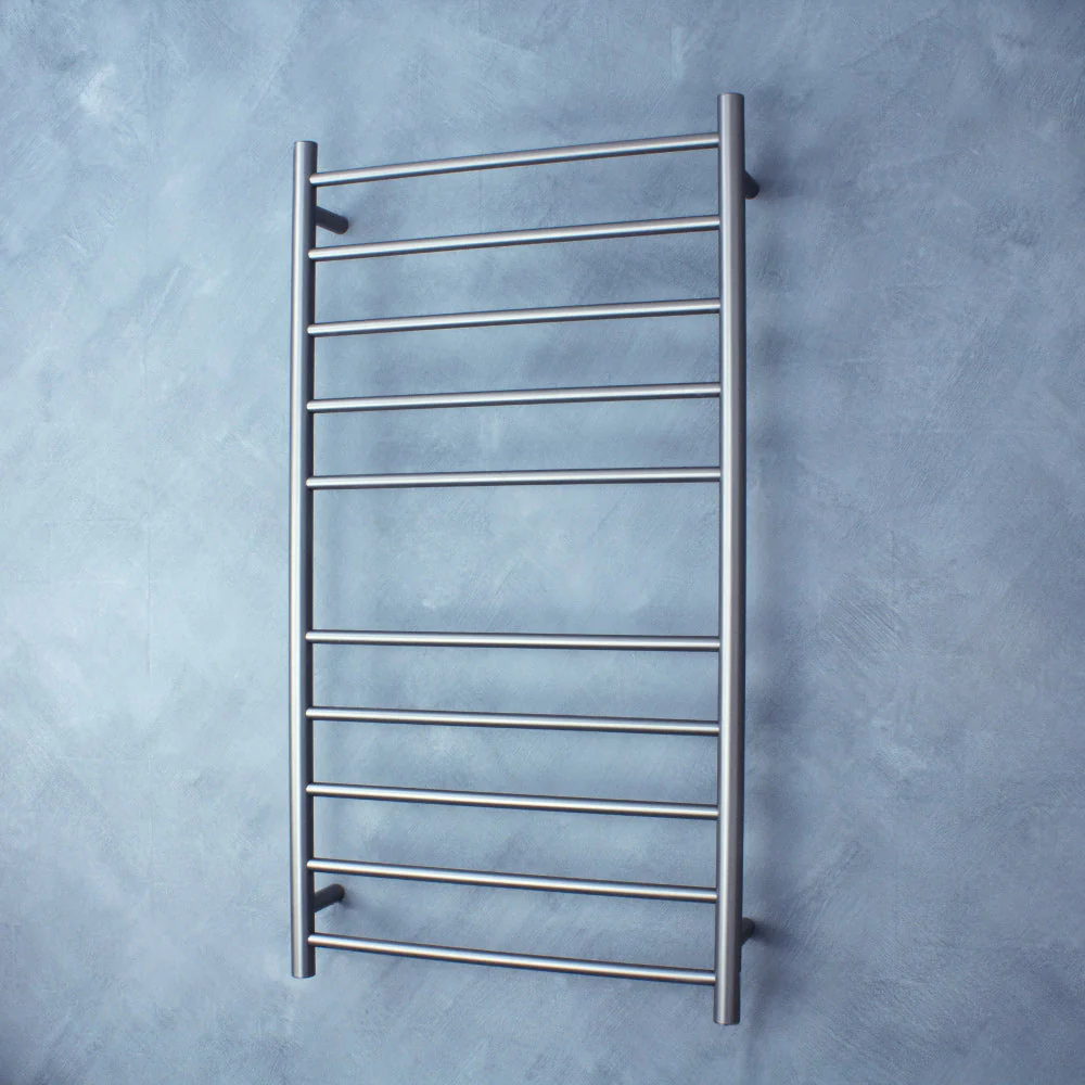 Radiant Heated Round Ladder 600 x 1100mm - Gun Metal Grey